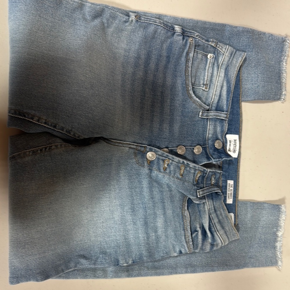 Kensie Women's Blue Jeans